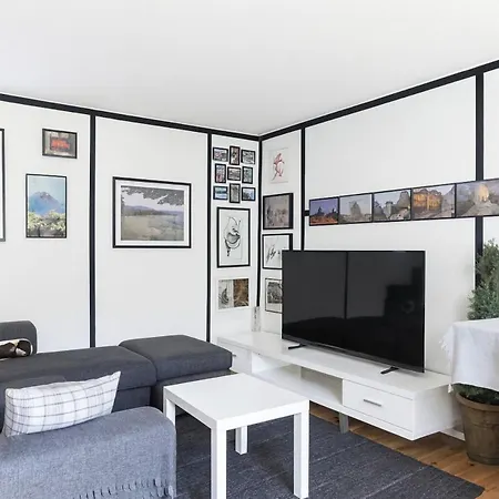 Themed Flat Near Zoo * Aalbor